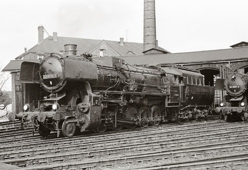 52 9818-7 (ex 52 2818) 52 9818-7 (ex 52 2818)