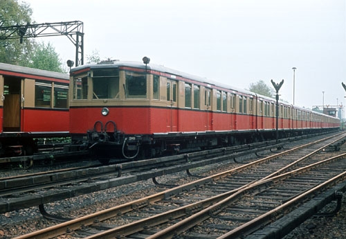 275 681-5 (ex ET 165 201) 275 681-5 (ex ET 165 201)