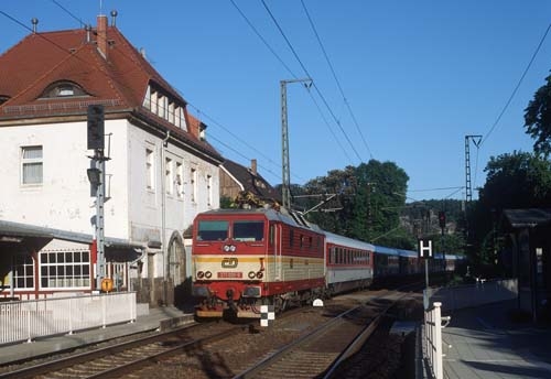 371 001-9 CD 371 001-9 CD
