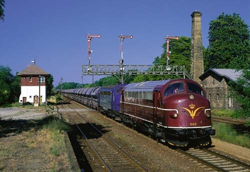 V 170 1143 V 170 1143