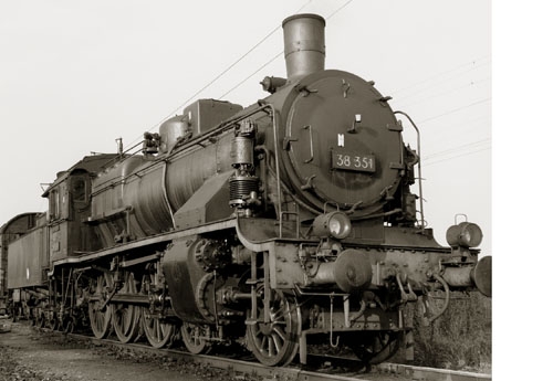 38 351 38 351