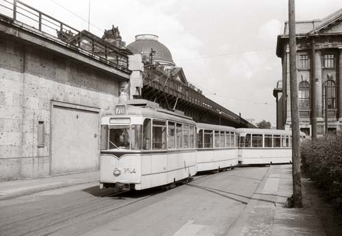 Triebwagen 3984 Berlin (BVG Ost) Triebwagen 3984 Berlin (BVG Ost)