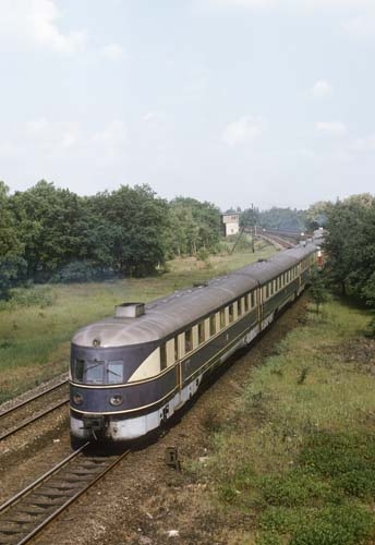 182 003-4 DR 182 003-4 DR